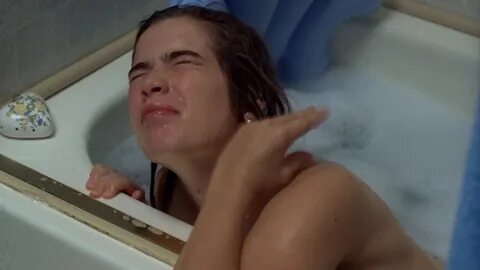 Heather Langenkamp sexy Amanda Wyss hot - A Nightmare on Elm