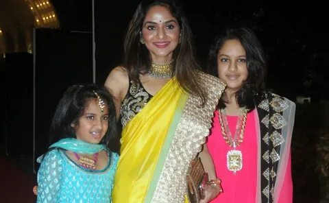 Heroines With Their Daughters Photos