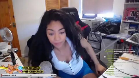 Berleezy Getting Noticed By Future Wife - YouTube