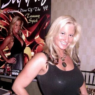 Tammy sunny sytch 🔥 PHOTOS: WWE Hall Of Famer Tammy "Sunny" 