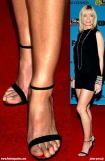 Jaime Pressly Feet (32 photos) - celebrity-feet.com