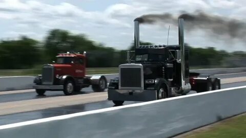 SEMI TRUCK DRAG RACING - NHRDA Tulsa - YouTube