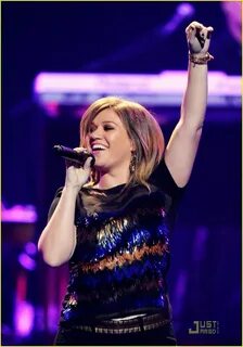 Picture of Kelly Clarkson