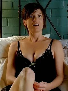 Зои МакЛеллан Голая - Zoe McLellan Nude