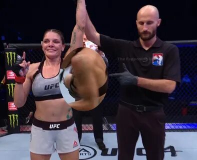 Lauren Murphy nackt UFC 254: Lauren Murphy has perfect post