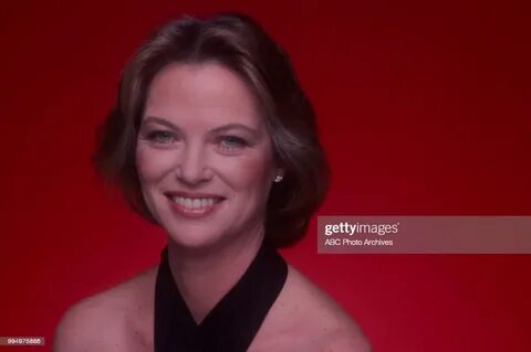 348 Louise Fletcher Photos and Premium High Res Pictures - G