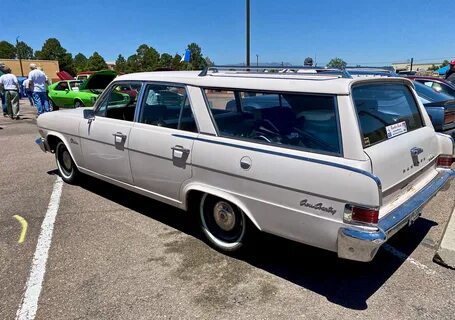 File:1965 Rambler Classic 550 Cross Country station wagon at