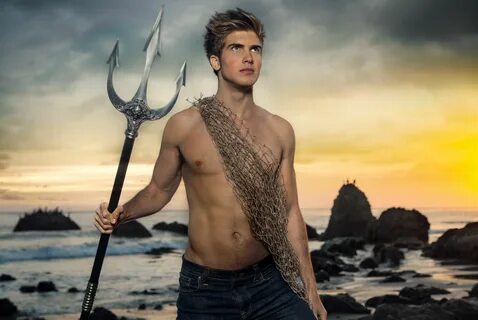 Joey Graceffa as...Finnick Joey graceffa, Gorgeous men, Acto