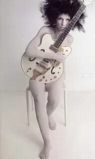 Annie Lennox nude, naked, голая, обнаженная Энни Леннокс - Г