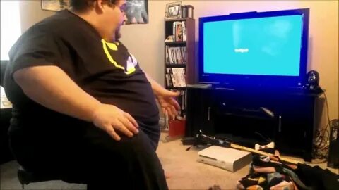 FAT GUY RAGES AT XBOX! (Boogie2988) - YouTube