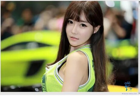 Choi Seul Ki - Seoul Auto Salon 2016 Cute Girl - Asian Girl 