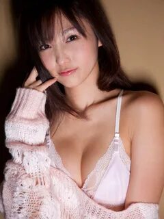 Risa Yoshiki idols properly clothed gravure picture wearing 