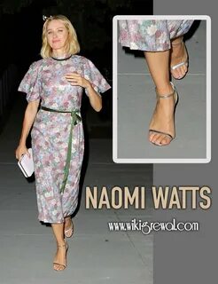 25 Smallest Feet in Hollywood- Petite celebrities with Tiny 