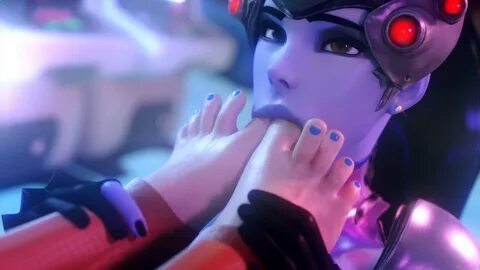 Widowmaker nomming on Tracer's Toes - Imgur