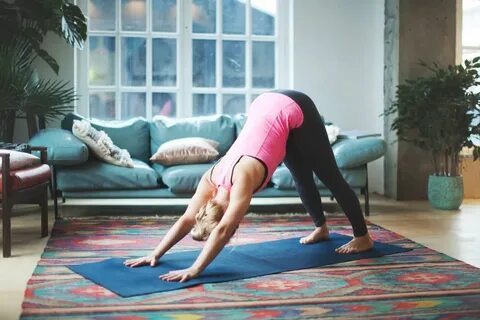 5 Stretches We All Should Be Doing Every Day - Even When We'