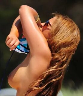 Beyonce Topless Photos - Big Natural Tits Alert.