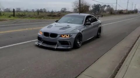 E92 M3 IPE F1 Exhaust Clips with Backfire and Pops - YouTube