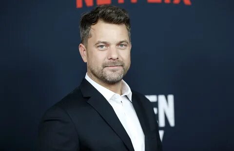 Joshua Jackson Talks "Magical" Experience Of Fatherhood