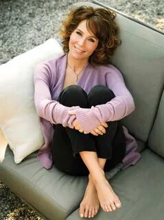 After Years of Chronic Pain, Actress Jennifer Grey is Dancin