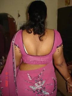 Indian-Aunties-Backside-1 raja re Flickr