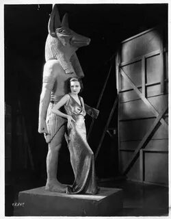 Zita Johann, THE MUMMY (Karl Freund, 1932) Classic horror mo