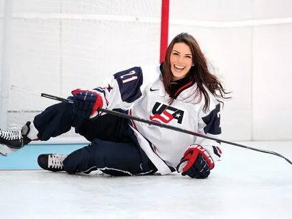 We Talked To Hilary Knight, A Player In The First Ever Natio