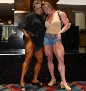 Can you say legs?! :- #femalemuscle #fbb #legs #legsfordays 