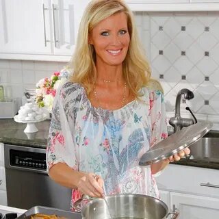 Celebrity chef Sandra Lee and the Governor of New York, Andr