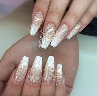 Pin by 𝘾 𝙧 𝙚 𝙖 𝙢 𝙮 𝙎 𝙬 𝙚 𝙖 𝙩 on Nail design Ombre nails glit