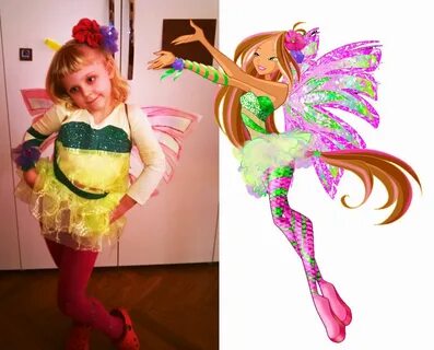 Flora Winx Club sirenix carneval dressing. Designer one piec