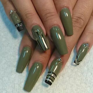 Army green coffin nails Green nails, Green nail designs, Fal