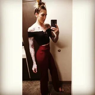 Megan Anderson в Твиттере: "All dressed up for the UFC 232 v