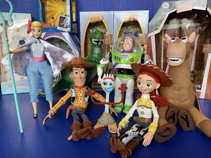 Toy Review: "Toy Story 4" Interactive Talking Action Figures