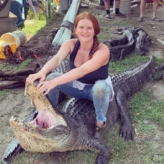 Who is Ashley Jones on Swamp People?