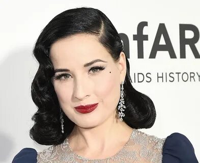 Dita Von Teese literally dresses up as a "normal" girl every