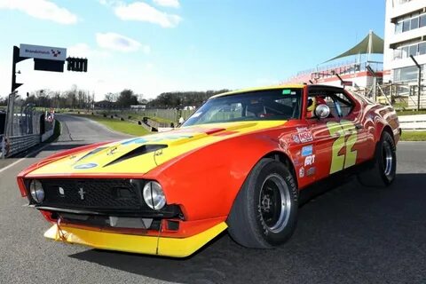 Racecarsdirect.com - 1971 Ford Mustang Mach 1 iconic race ca