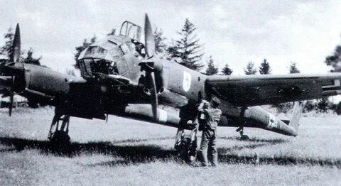 Asisbiz Focke Wulf Fw 189 5(H).12 H1+AN Gomel Sild 1942 01