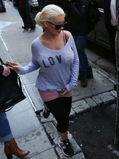 CHRISTINA AGUILERA Out and About in New York - HawtCelebs