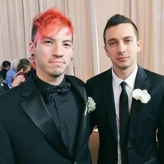 Josh being the best friend that he is and celebrating Tyler 