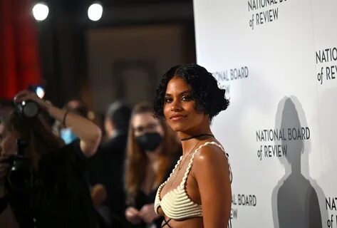 Let Zazie Beetz Show You How to Make a Bra Top Formal—See Ph
