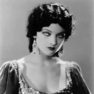 49 Hot Photos of Myrna Loy That Will Wow You