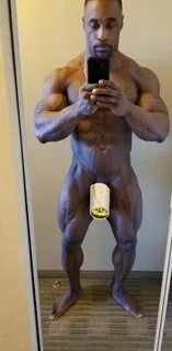 Dectric lewis - well-hung bodybuilder Page 26 LPSG