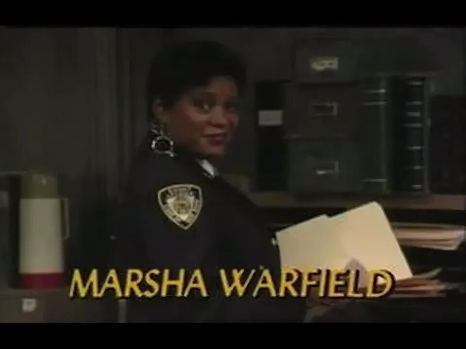 TDR #160 2/25/16 MARSHA WARFIELD Interview Night Court MASK 