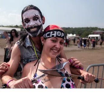 Extremely trashy: 19 Photos from the Gathering of the Juggal