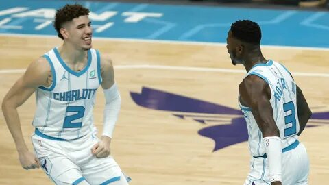 LaMelo Ball outplays Luka Doncic in Hornets' win over Maveri