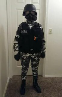 Airsoft gear + patches = MTF Cosplay SCP Foundation Amino