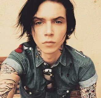 Andy Biersack - obraz #2887602 na Favim.com