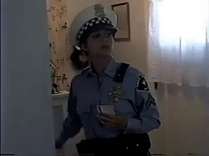 Police Woman Gagged 3gp mp4 mp3 flv indir