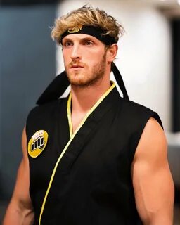 טוויטר \ Logan Paul בטוויטר: "+ a beard and a little controv