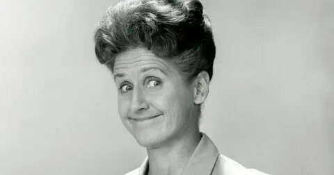 Ann B. Davis, Housekeeper Alice on 'The Brady Bunch,' Dies a